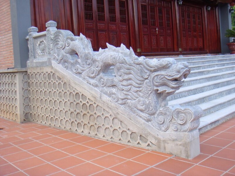 Giới thiệu những mẫu phù điêu nhà thờ họ tinh tế ý nghĩa Giới thiệu những mẫu phù điêu nhà thờ họ tinh tế ý nghĩa